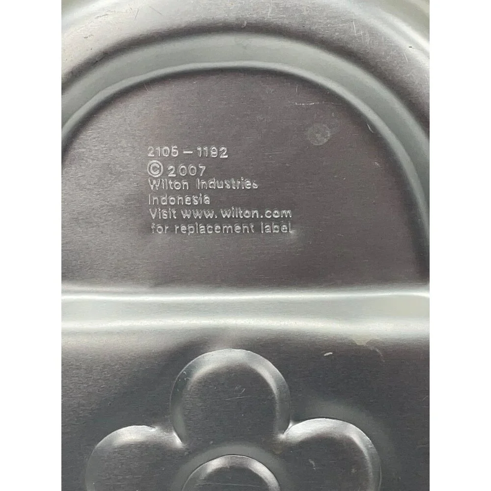 Wilton 2007 Flower Purse Cake‎ Pan Aluminum Bakeware Mold